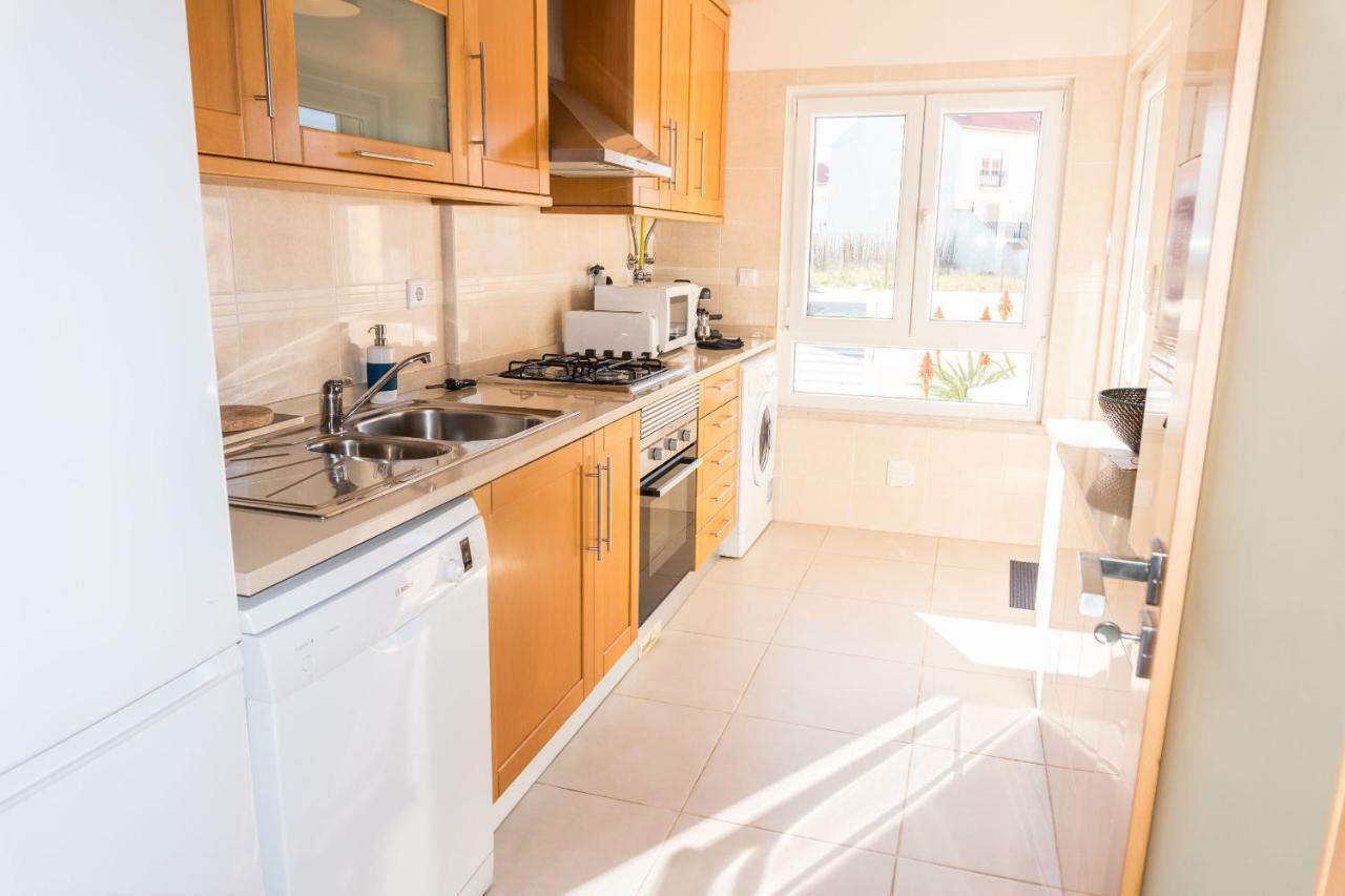 Apartments Baleal: Sunshine By The Pool Ferrel  Exterior foto